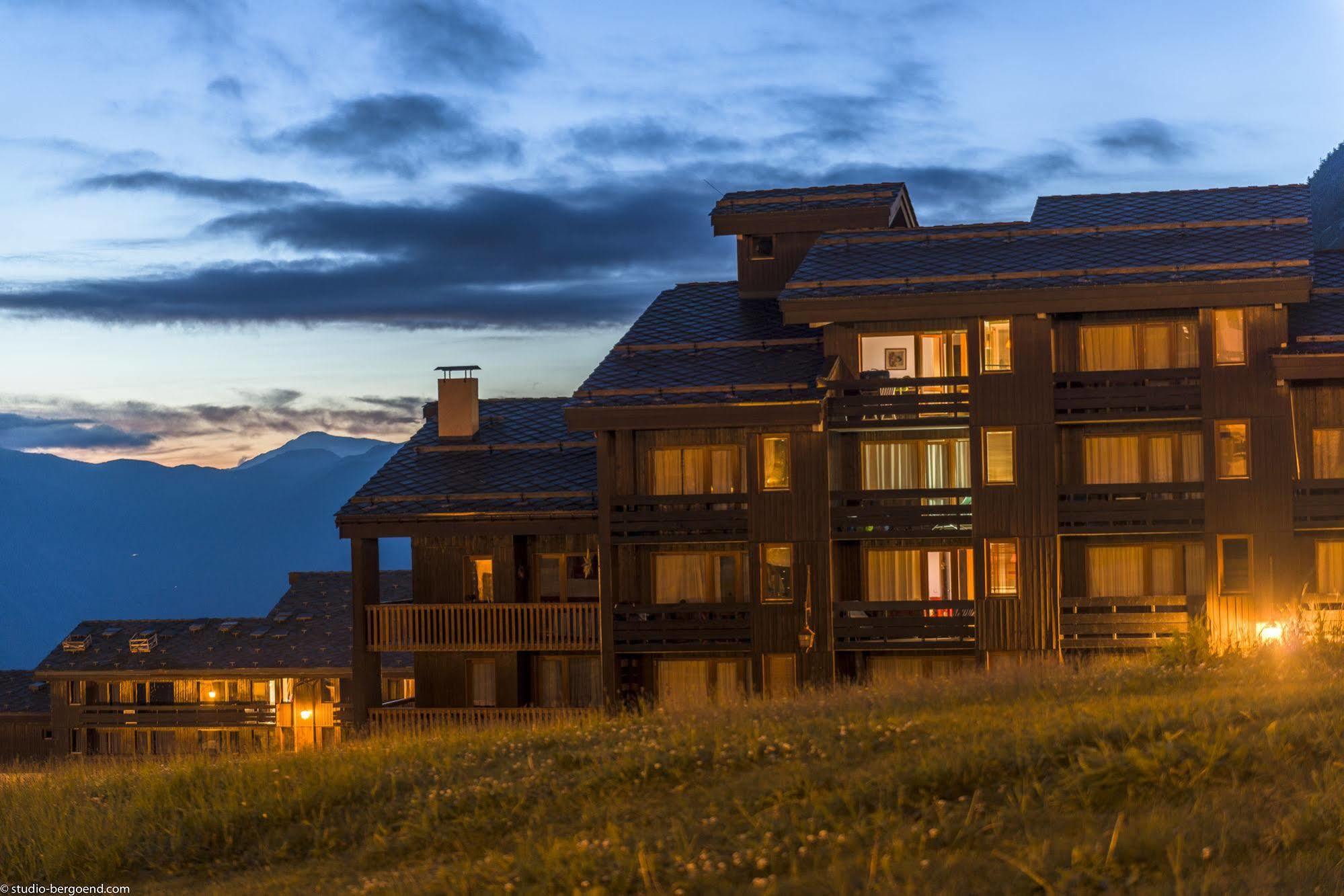 Residence Pierre & Vacances Les Chalets Des Arolles Macot-la-Plagne エクステリア 写真